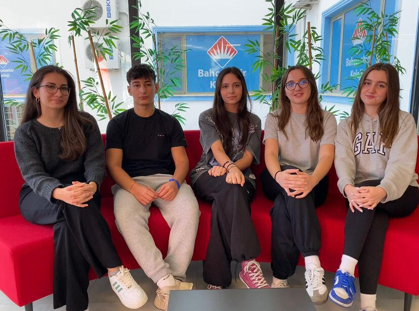 A student-led team combining engineering research, design, and real-world problem solving.